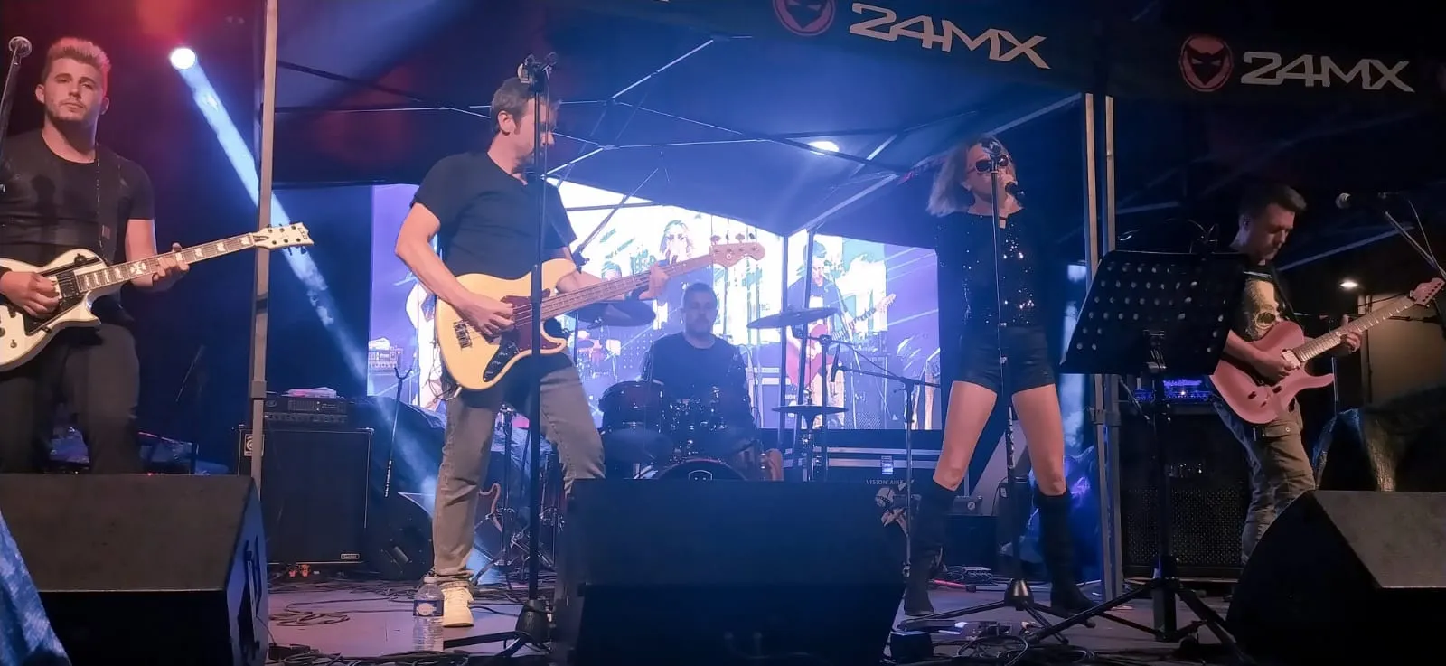 Photo Raise Your Life