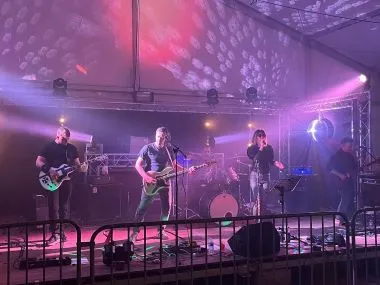 Photo Raise Your Life